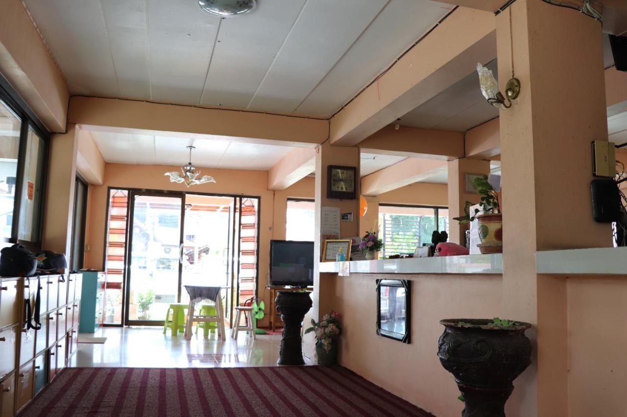 Tipsiri Place Chiang Mai Exterior photo